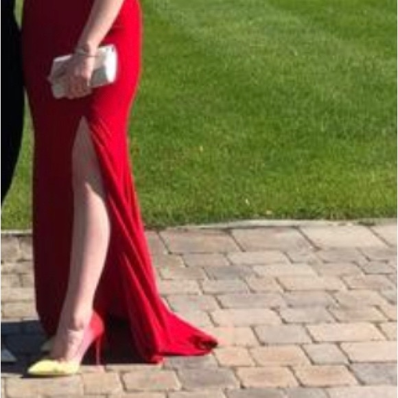 ❤️ Prom/wedding dress size 4 brand new only worn once colour red by Clarisse - Picture 2 of 10